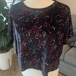 GUC velvet Cosmic Aura crop top from Hot Topic